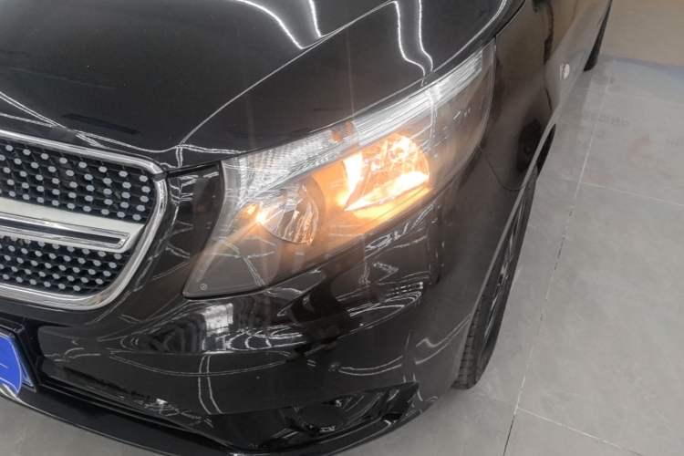 Used Mercedes-Benz Vito 2023 2.0T Business Version 7 Seats Left Front Headlight