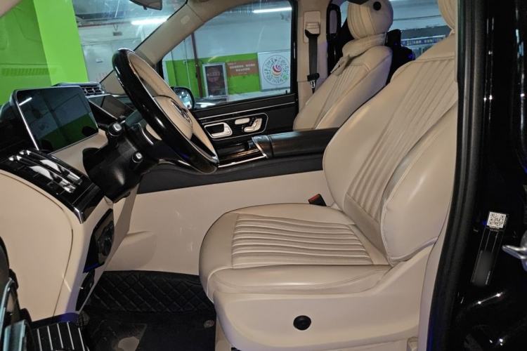 Used Mercedes-Benz Vito 2023 2.0T Business Version 7 Seats Left Front Seat