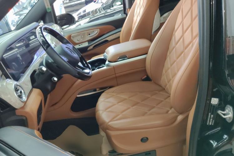 Used Mercedes-Benz Vito 2023 2.0T Business Version 7 Seats Left Front Seat