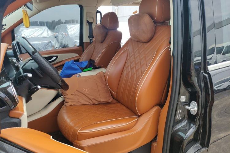 Used Mercedes-Benz Vito 2023 2.0T Business Version 7 Seats Left Front Seat