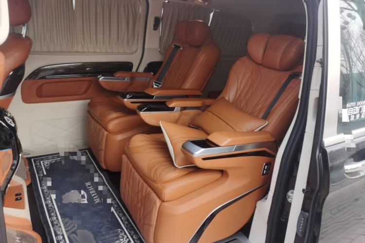 Used Mercedes-Benz Vito 2023 2.0T Business Version 7 Seats Left Rear Seat