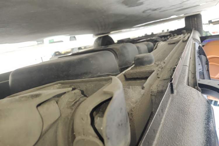 Used Mercedes-Benz Vito 2023 2.0T Business Version 7 Seats Left Side Sill
