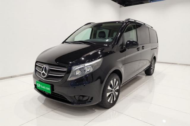 Używany Mercedes-Benz Vito 2023 2.0T Business Version 7 Seats