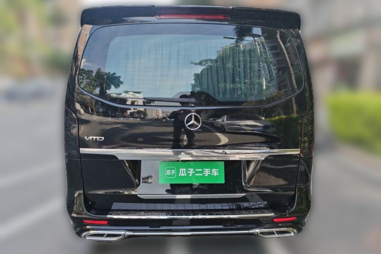 Used Mercedes-Benz Vito 2023 2.0T Elite Version 7 Seats Rear