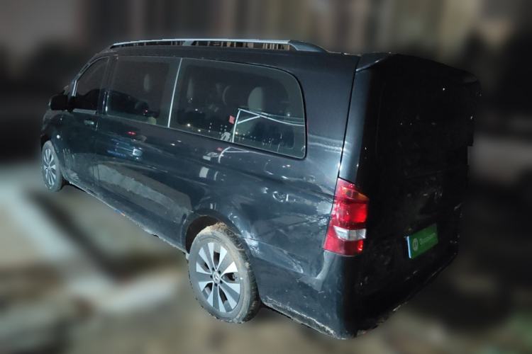 Used Mercedes-Benz Vito 2023 2.0T Elite Version 9 Seats Rear Left 45 Deg