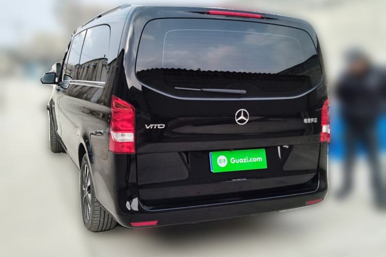 Used Mercedes-Benz Vito 2023 2.0T Elite Version 7 Seats Rear Left 45 Deg
