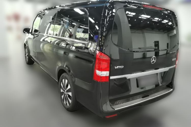 Used Mercedes-Benz Vito 2023 2.0T Elite Version 7 Seats Rear Left 45 Deg