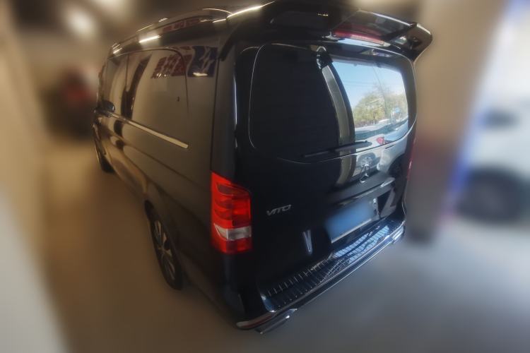 Used Mercedes-Benz Vito 2023 2.0T Elite Version 7 Seats Rear Left 45 Deg