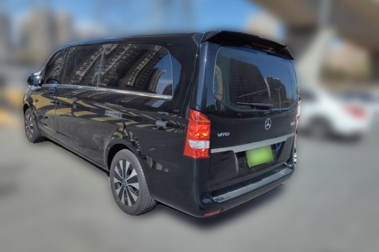 Used Mercedes-Benz Vito 2023 2.0T Elite Version 7 Seats Rear Left 45 Deg