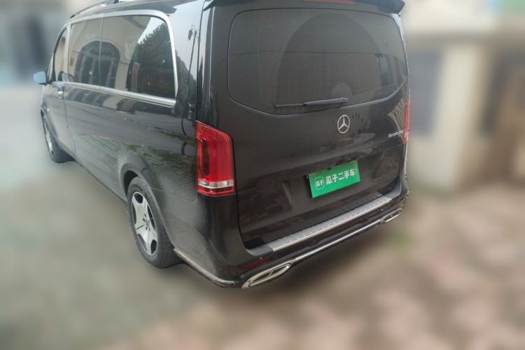 Used Mercedes-Benz Vito 2023 2.0T Elite Version 7 Seats Rear Left 45 Deg