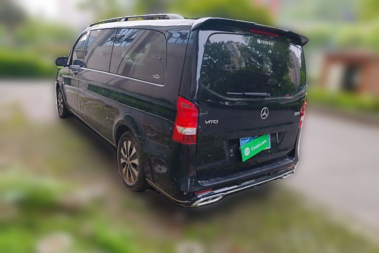 Used Mercedes-Benz Vito 2023 2.0T Elite Version 7 Seats Rear Left 45 Deg