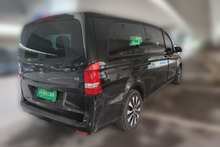 Used Mercedes-Benz Vito 2023 2.0T Elite Version 7 Seats Rear Right 45 Deg