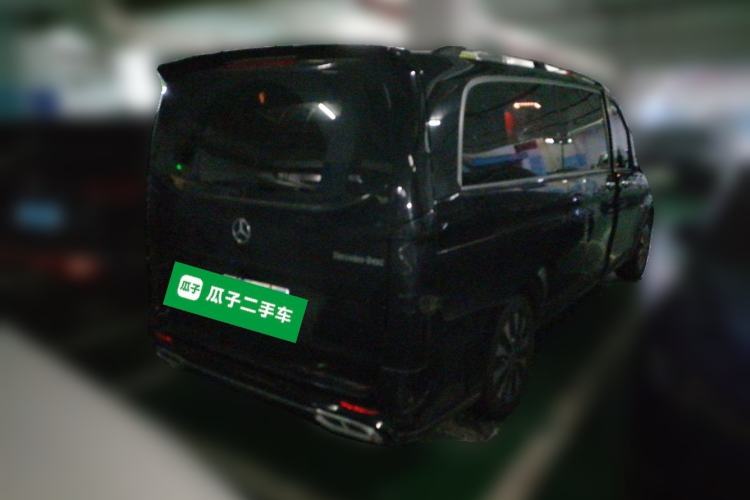 Used Mercedes-Benz Vito 2023 2.0T Elite Version 7 Seats Rear Right 45 Deg