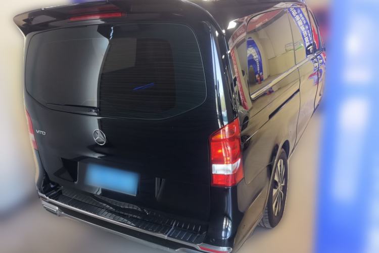 Used Mercedes-Benz Vito 2023 2.0T Elite Version 7 Seats Rear Right 45 Deg