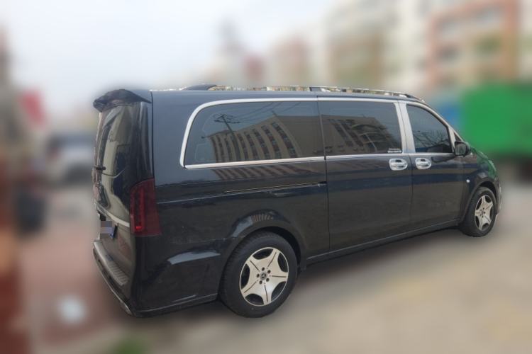 Used Mercedes-Benz Vito 2023 2.0T Elite Version 7 Seats Rear Right 45 Deg