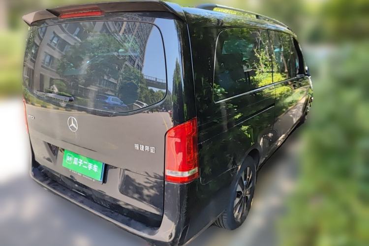 Used Mercedes-Benz Vito 2023 2.0T Elite Version 7 Seats Rear Right 45 Deg