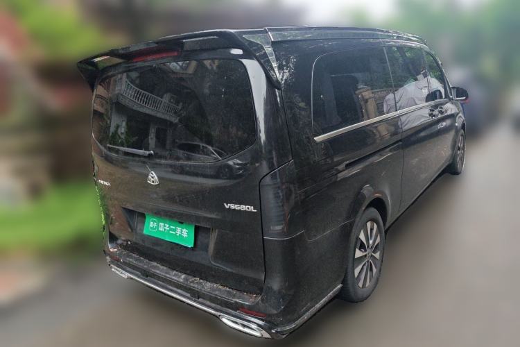 Used Mercedes-Benz Vito 2023 2.0T Elite Version 7 Seats Rear Right 45 Deg