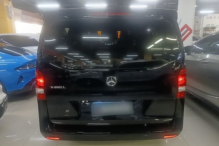 Used Mercedes-Benz Vito 2023 2.0T Elite Version 7 Seats Rear