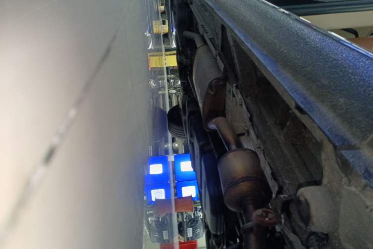 Used Mercedes-Benz Vito 2023 2.0T Business Version 7 Seats Right Side Sill