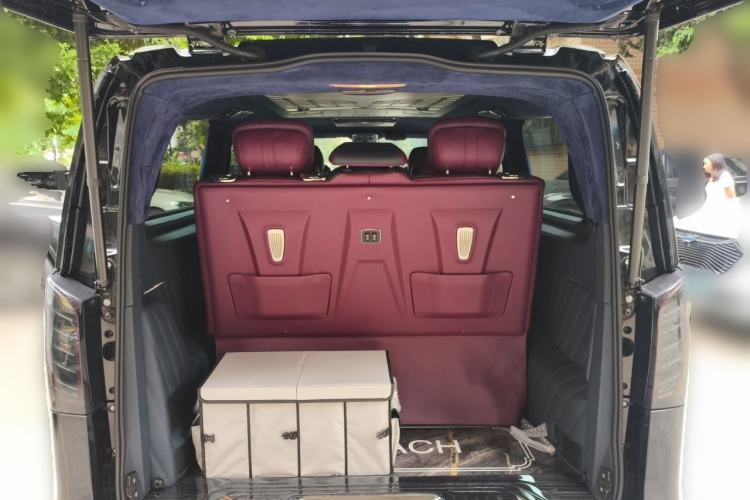 Used Mercedes-Benz Vito 2023 2.0T Business Version 7 Seats Trunk