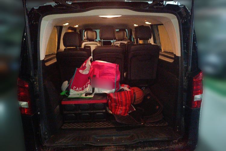 Used Mercedes-Benz Vito 2023 2.0T Business Version 7 Seats Trunk