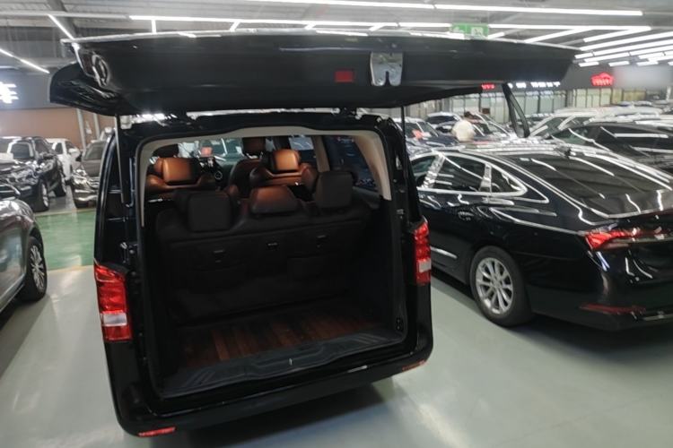 Used Mercedes-Benz Vito 2023 2.0T Business Version 7 Seats Trunk