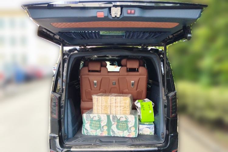 Used Mercedes-Benz Vito 2023 2.0T Business Version 7 Seats Trunk