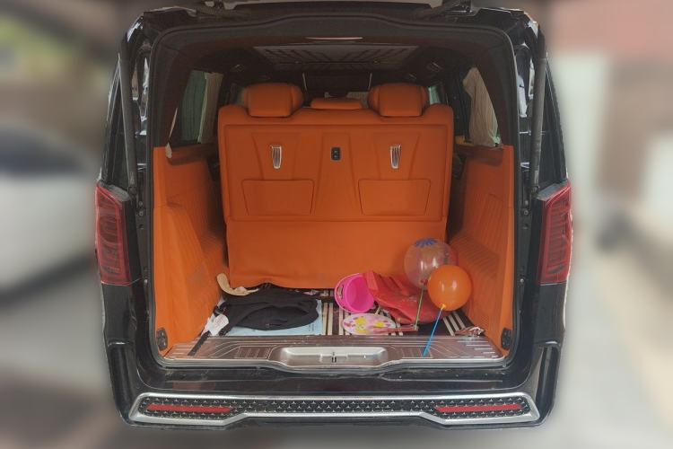 Used Mercedes-Benz Vito 2023 2.0T Business Version 7 Seats Trunk