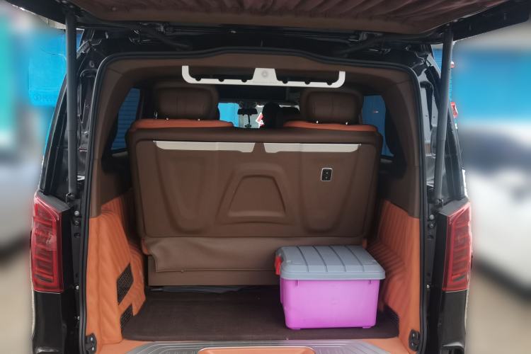 Used Mercedes-Benz Vito 2023 2.0T Business Version 7 Seats Trunk