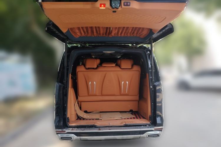 Used Mercedes-Benz Vito 2023 2.0T Business Version 7 Seats Trunk