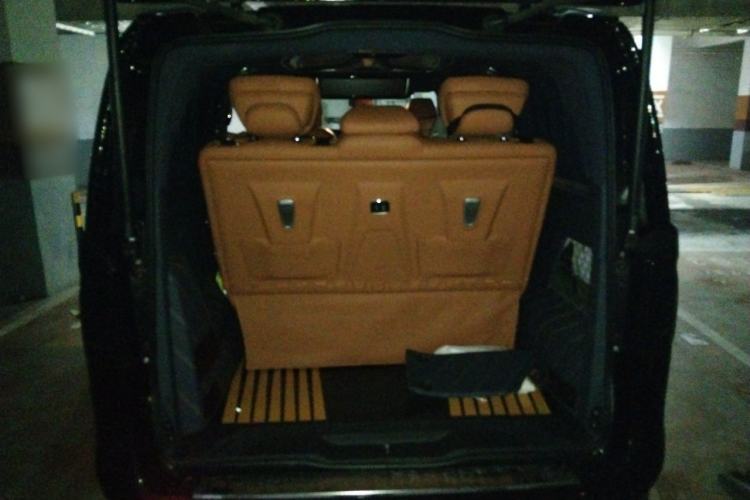 Used Mercedes-Benz Vito 2023 2.0T Business Version 7 Seats Trunk