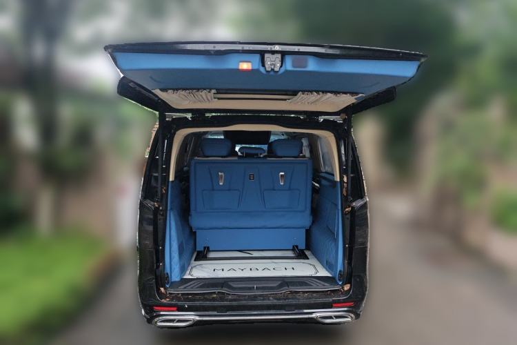 Used Mercedes-Benz Vito 2023 2.0T Elite Version 7 Seats Trunk