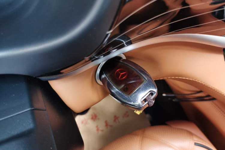 Used Mercedes-Benz Vito  Vehicle Key