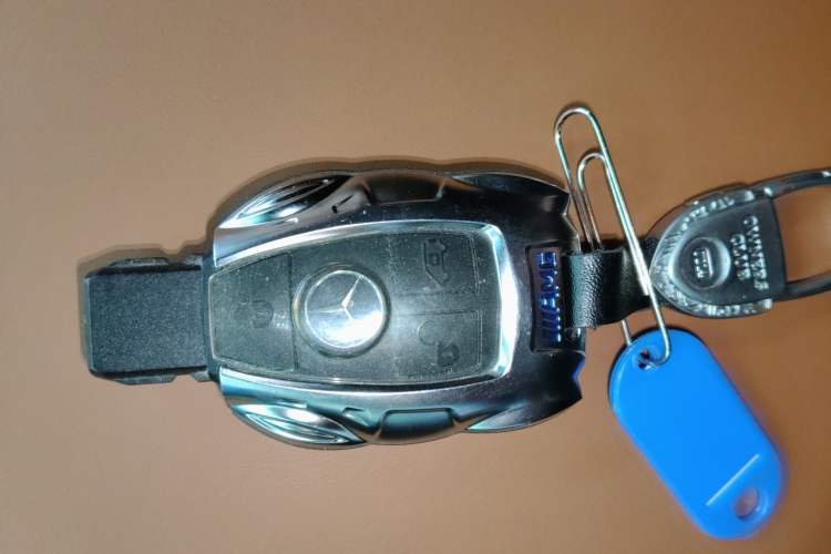 Used Mercedes-Benz Vito 2023 2.0T Business Version 7 Seats Vehicle Key