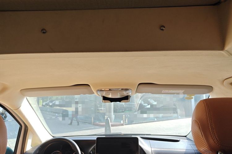 Used Mercedes-Benz Vito  Headliner