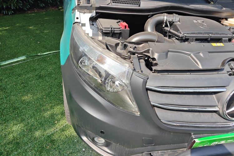 Used Mercedes-Benz Vito  Right Front Headlight