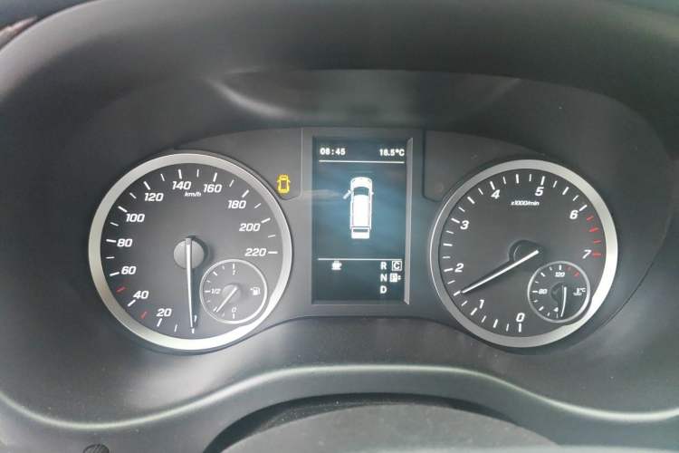 Used Mercedes-Benz Vito  Instrument Cluster