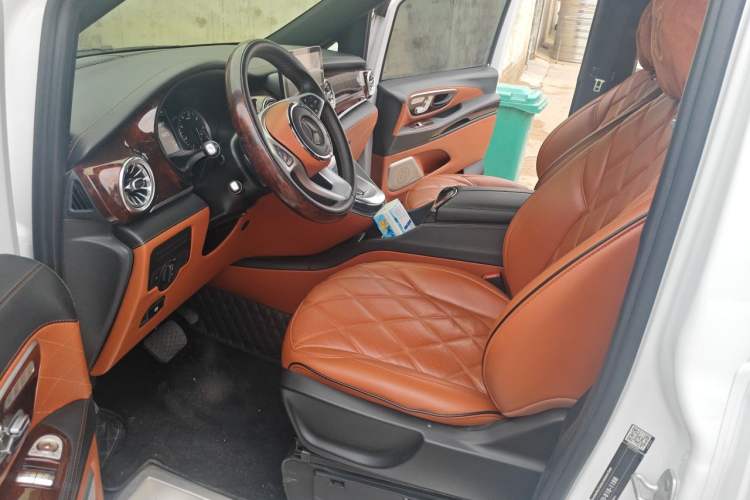 Used Mercedes-Benz Vito  Left Front Seat