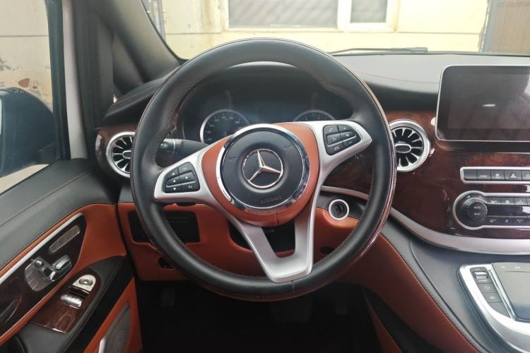 Used Mercedes-Benz Vito  Steering Wheel