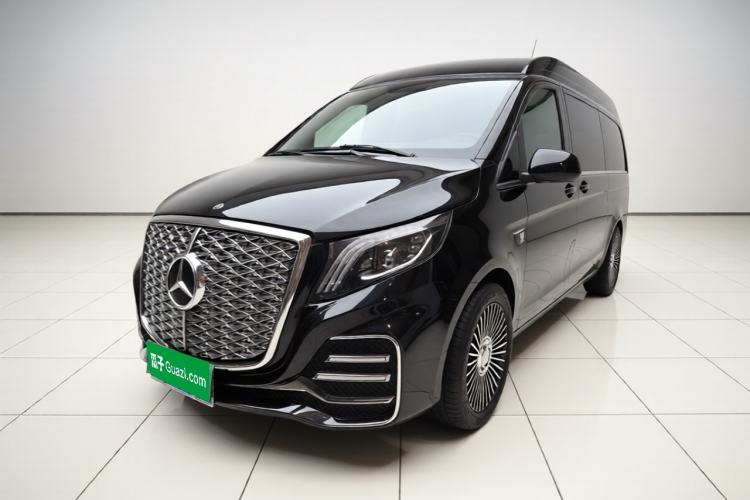 Mercedes-Benz Vito 2024 2.0T Elite Version 7 Seats