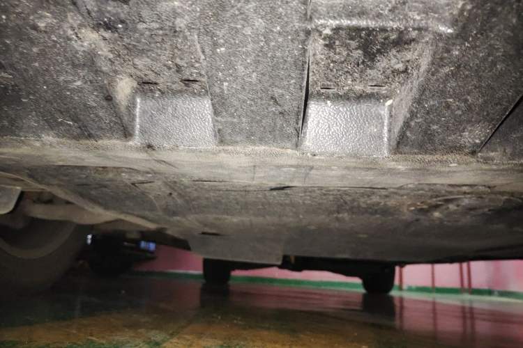 Used Mercedes-Benz Vito 2024 2.0T Business Version 7 Seats Chassis Front