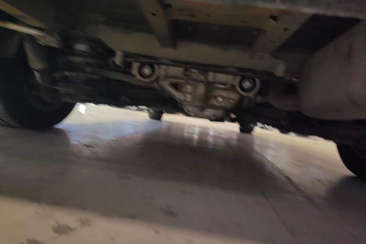 Used Mercedes-Benz Vito 2024 2.0T Business Version 7 Seats Chassis Rear