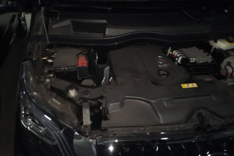 Used Mercedes-Benz Vito 2024 2.0T Elite Version 7 Seats Engine Bay Right