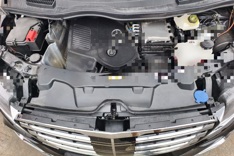 Used Mercedes-Benz Vito 2024 2.0T Business Version 7 Seats Engine Bay