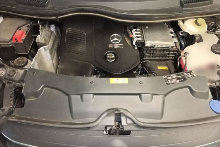 Used Mercedes-Benz Vito 2024 2.0T Business Version 7 Seats Engine Bay