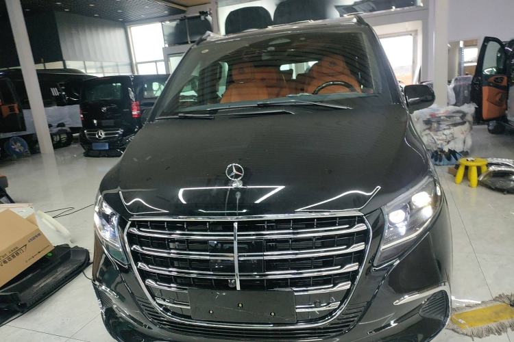 Used Mercedes-Benz Vito 2024 2.0T Elite Version 7 Seats Exterior 1