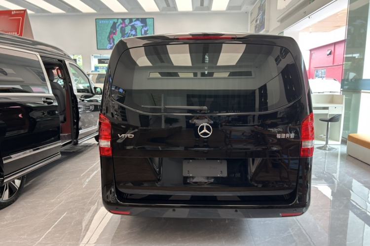 Used Mercedes-Benz Vito 2024 2.0T Business Version 7 Seats Exterior 2