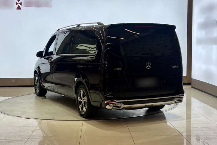 Used Mercedes-Benz Vito 2024 2.0T Elite Version 7 Seats Exterior 3