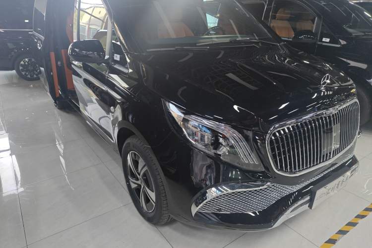 Used Mercedes-Benz Vito 2024 2.0T Elite Version 7 Seats Exterior 6