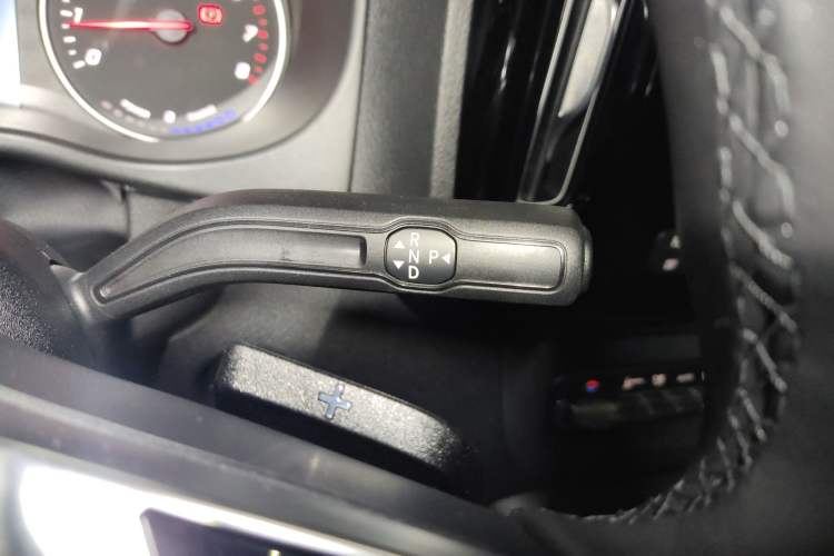 Used Mercedes-Benz Vito 2024 2.0T Business Version 7 Seats Gear Lever